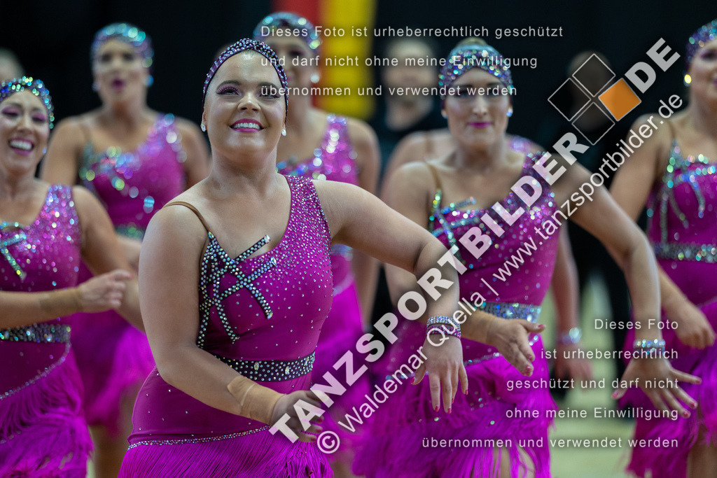 20230423-00157 | Hier finden Sie Tanz Bilder vom Latein und Standard Formationen tanzen. Sportbilder vom Tanzsport. Schöne Fotos und von Weltmeisterschaft, Europameisterschaft, Bundesliga, Regionalliga, Oberliga und Landesliga sowie von GOC Stuttgart, DanceComp, WM Bremen