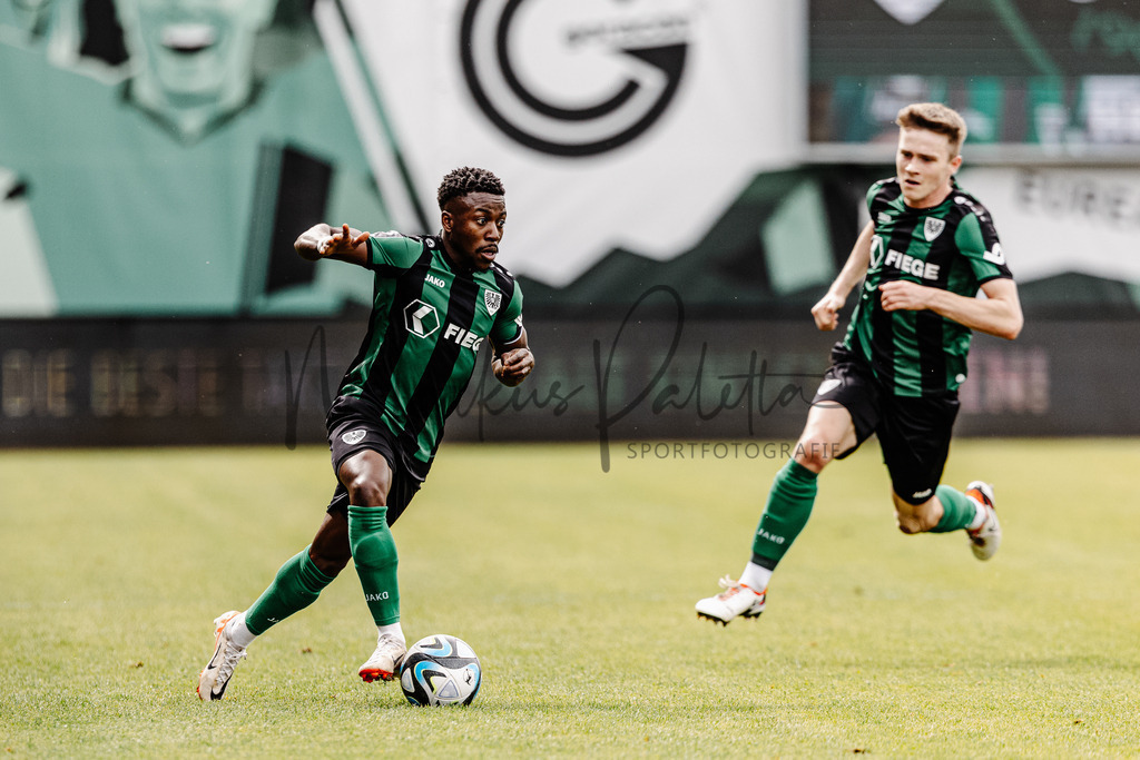 3. Liga, Saison 2023/24, 32. Spieltag: SC Preußen Münster - Jahn Regensburg | Münster, 06.04.2024: 3. Liga, 32. Spieltag, SC Preußen Münster gegen Jahn Regensburg im LVM-Preußenstadion in Münster. Foto: sportfotografie.ms | Markus Paletta - Realisiert mit Pictrs.com