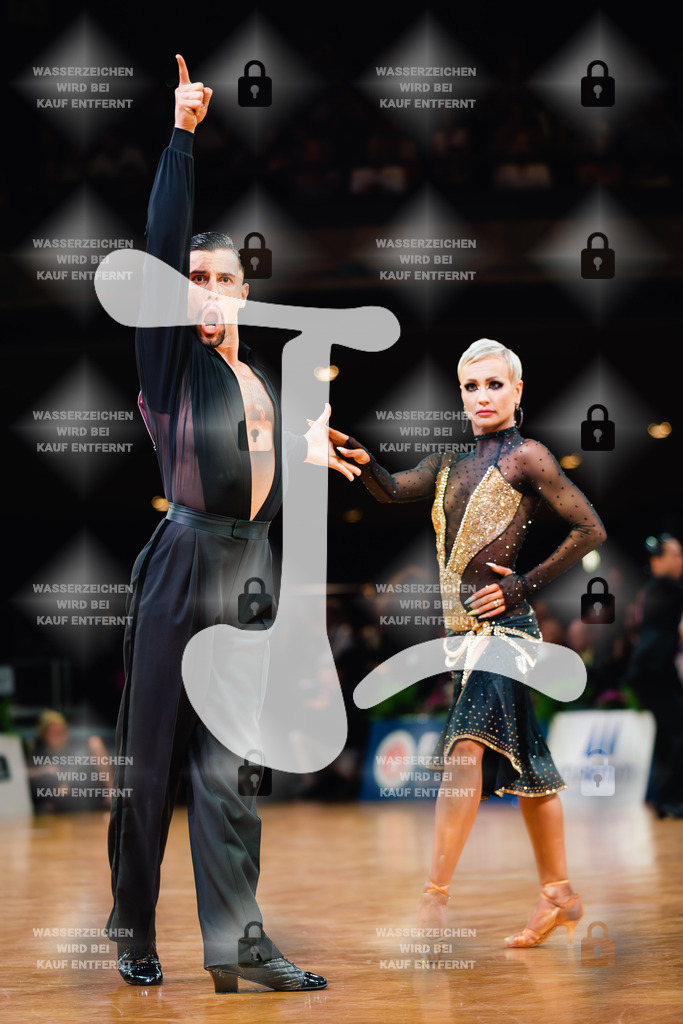 GOC 2025 - WDSF GrandSlam Latin 7th (203) Jakub Lipowski _ Tereza Kucerova (Czech Republic)-2025-08-23-5381 | Webshop for digital downloads and prints of dance sport, event & show photographer Julian Link - Realisiert mit Pictrs.com