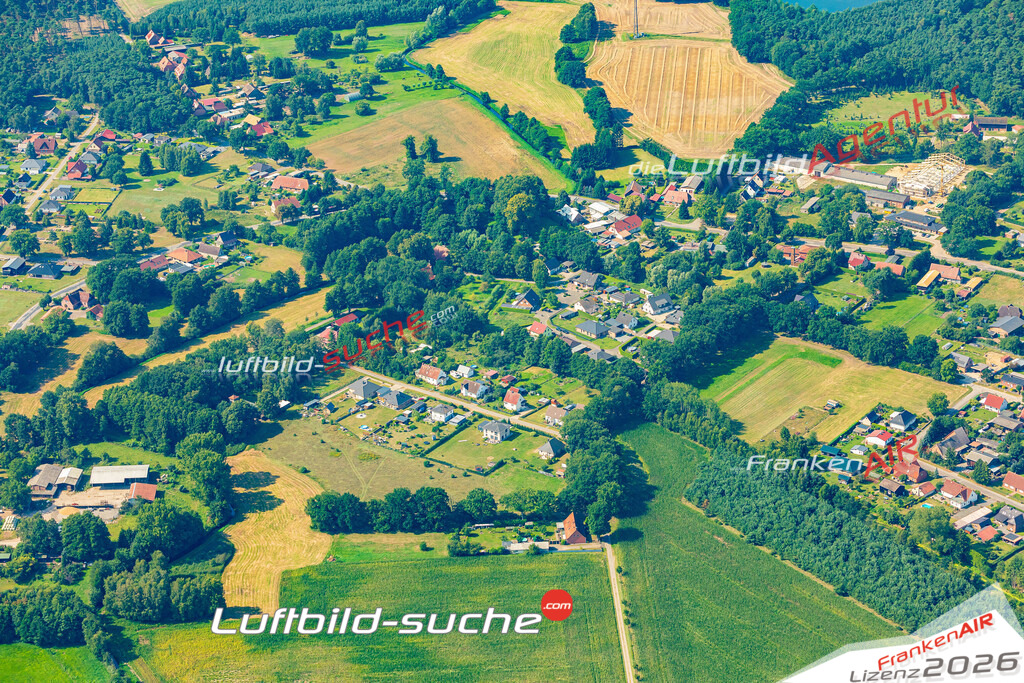 Luftaufnahme Kraak Rastow - Die Luftaufnahme wurde 2025 vom UL-Flugzeug heraus erstellt ( ohne Drohne ) - Hochauflösende Luftaufnahme - für professionelle Ausdrucke geeignet. Die Geschenkidee !Mit Lizenz und Bildrechte bestellbar