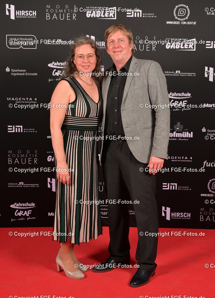 20240113-fge-fotos-0025 | Eröffnungsball der FGE am 13.01.2024 im Alten Stadttheater in Eichstätt. - Realisiert mit Pictrs.com