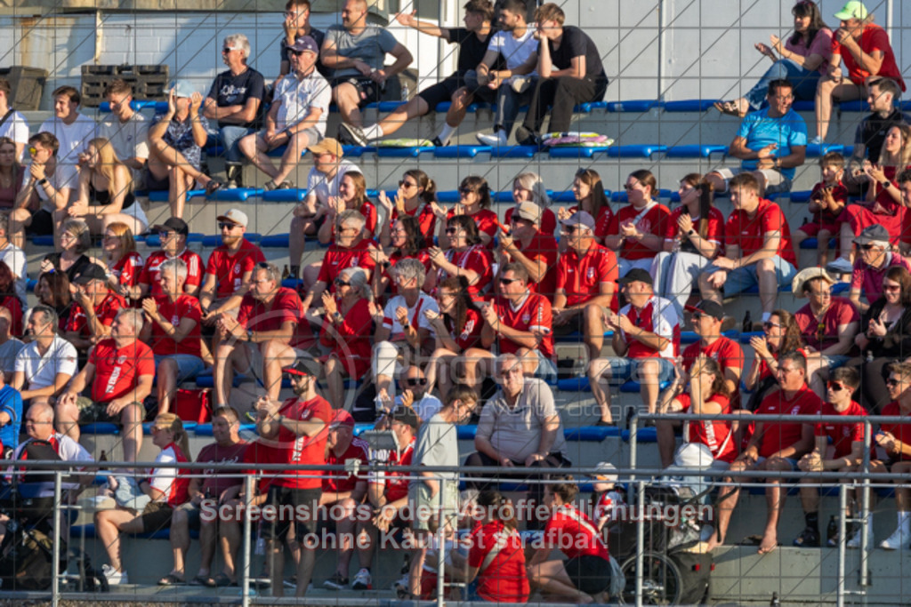 20250620_200404_0468 | #,TV Eybach (rot) vs. TSV Ottenbach (gelb), Fussball, Relegationsfinale in Kreisliga A3 - Bezirk Neckar/Fils, Saison 2024/2025, Eichenbachstadion, Haldenstraße, 73054 Eislingen, 20.06.2025 - 18:30 Uhr,Foto: PhotoPeet-Sportfotografie/Peter Harich