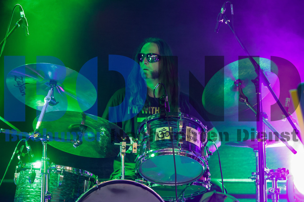 jm_wurst_20240530_1719 | bond - Realisiert mit Pictrs.com