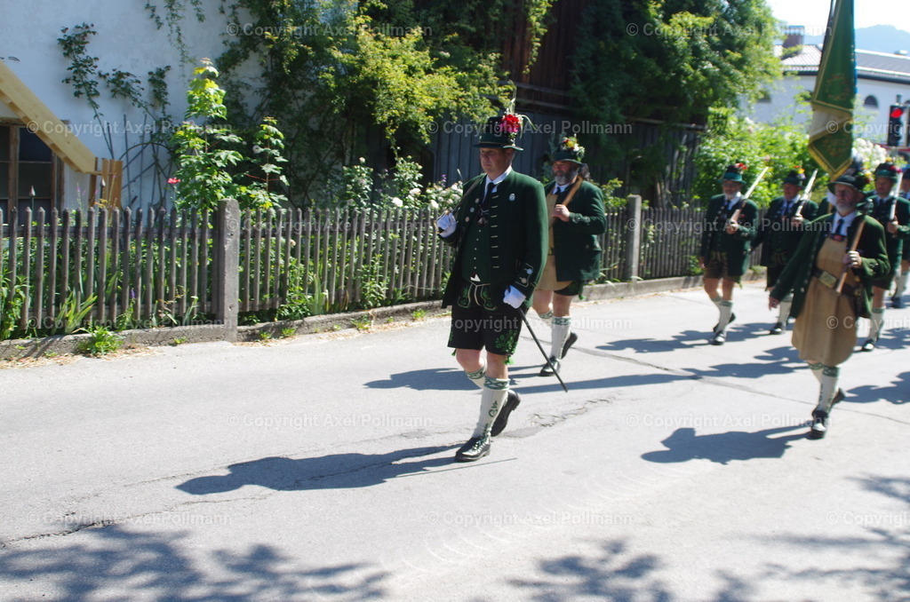 IMGP4119 | fotografiert von Axel PollmannLeonhardi Wallfahrt Benediktbeuern und Murnau, Fronleichnam, Fasching, Landschaft im Loisachtal und Benediktbeuern  - Realisiert mit Pictrs.com