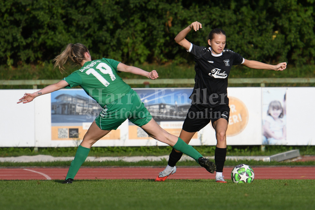 SpVgg GW Damen : SC Aufhausen | Lena Schindler  (SpVgg GW Damen) - Realisiert mit Pictrs.com