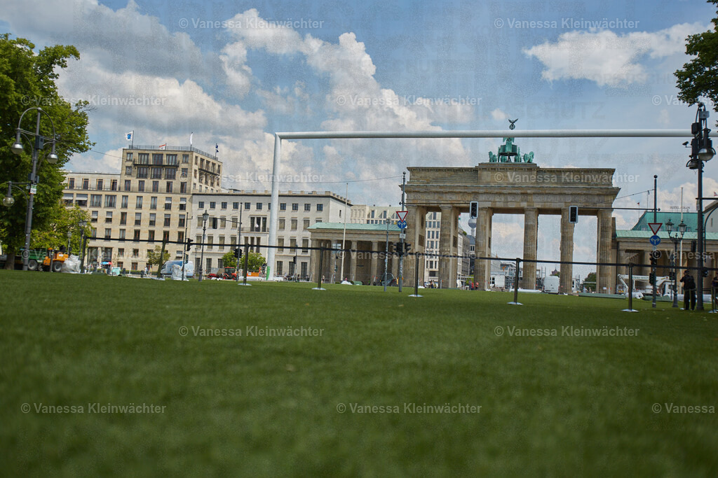 240521_Fanmeile_17 | Vanessa Kleinwächter - Realisiert mit Pictrs.com