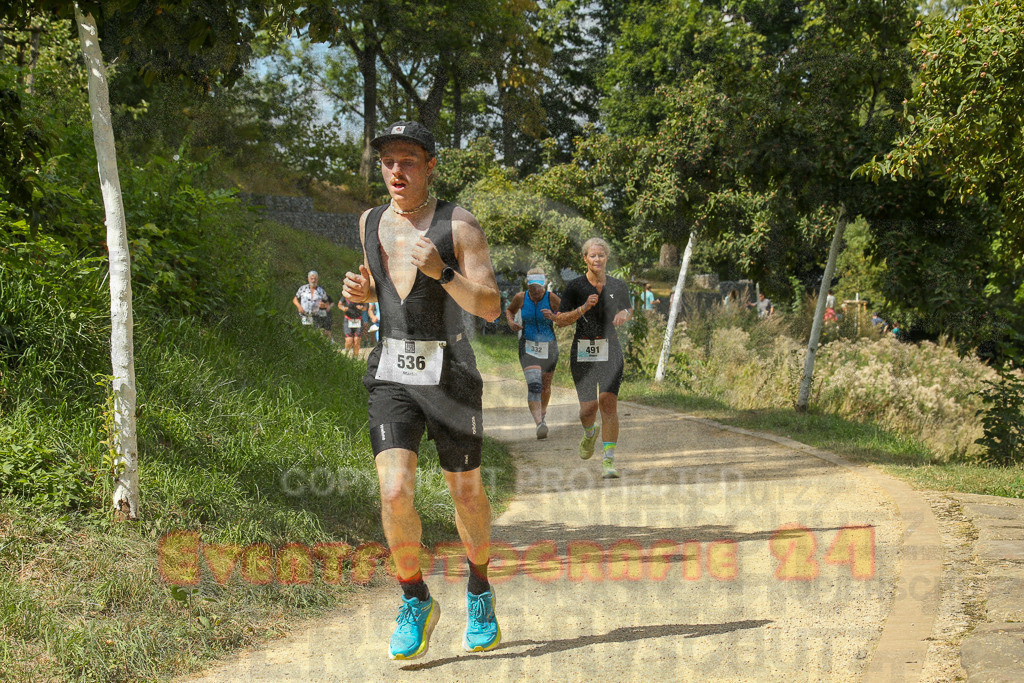 250824_1412_EX1_5344 | Sportfotografie im Rhein-Sieg Kreis, Köln, Bonn, NRW, Rheinland Pfalz, Hessen, etc. Unser Tätigkeitsfeld umfasst den Laufsport vom Volkslauf über den Marathon, Duathlon, Triathon bis zum Ultralauf wie Kölnpfad Ultra oder Schindertrail.