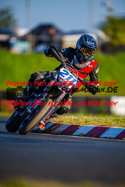 MaZZes_FotoMatrix_230916_0177 | S4