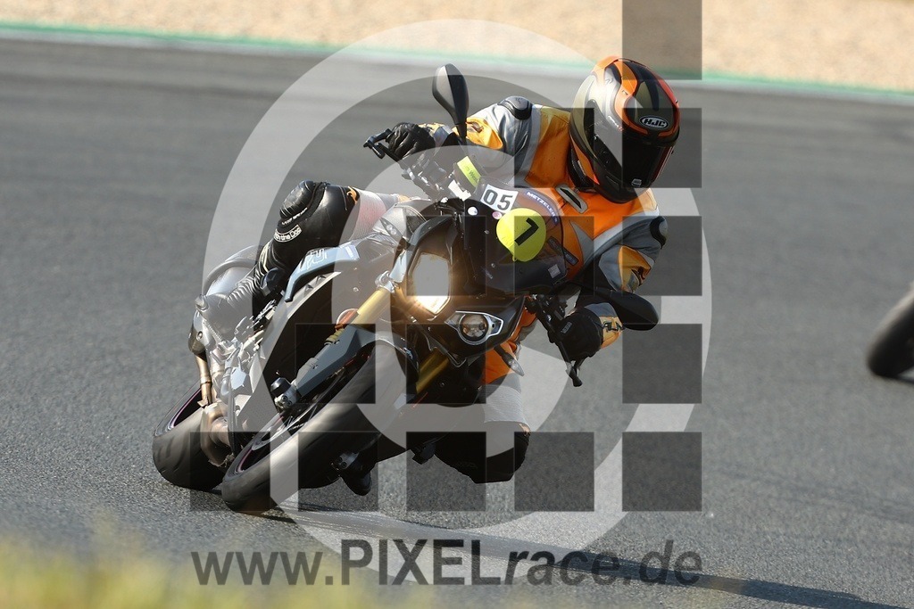 inst07-20260602_06108 | Schöne Erinnerungen an spannende Momente - das festzuhalten ist unser Job. PIXELrace.de ist seit 2003 auf den Rennstrecken Europas unterwegs um die Action draußen beim Fahren und die wunderbare Stimmung imm Fahrerlager für euch einzufangen.