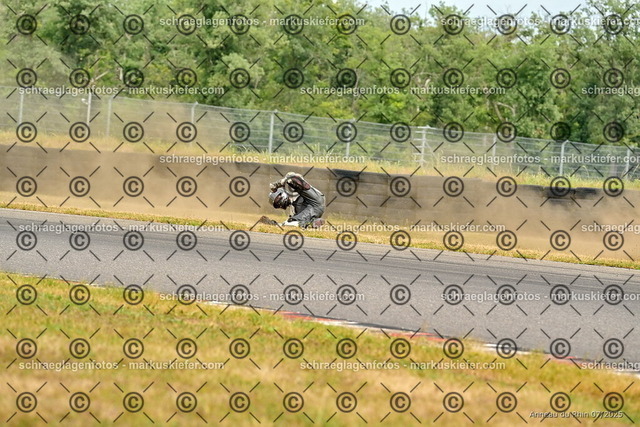 25bt05-1190 | markuskiefer.com - Realisiert mit Pictrs.com