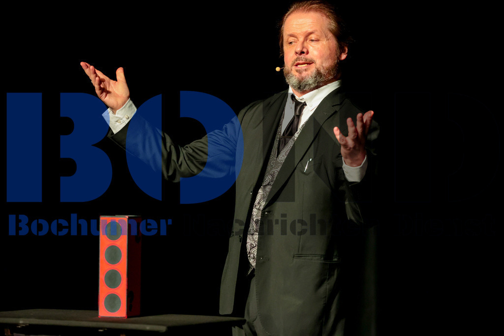 Magicon 2024  {date} -  | {headline}



(Foto: Sebastian Sendlak / BOND)

 - Realisiert mit Pictrs.com