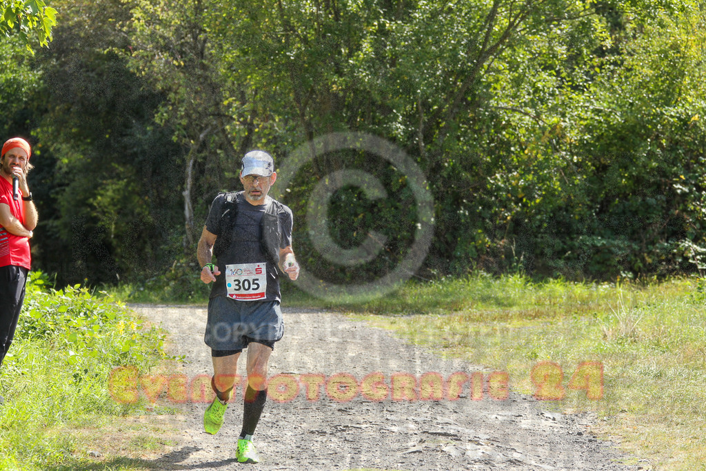 250830_1221_EV4_3980 | Sportfotografie im Rhein-Sieg Kreis, Köln, Bonn, NRW, Rheinland Pfalz, Hessen, etc. Unser Tätigkeitsfeld umfasst den Laufsport vom Volkslauf über den Marathon, Duathlon, Triathon bis zum Ultralauf wie Kölnpfad Ultra oder Schindertrail.