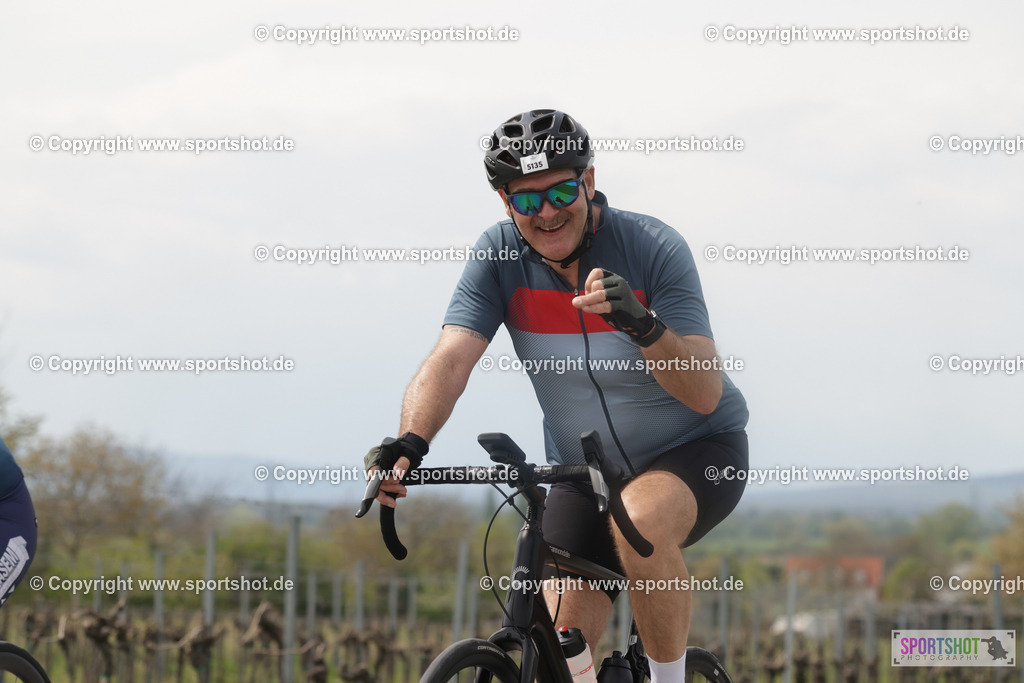 368A5582 | Neusiedlersee Radmarathon 2026@sportshot_your_pictrs #yourpictures#roadtowm2029 #nrm #neusiedlerseeradmarathon #neusiedlersee #neusiedlerseetourismus #burgenland #mörbisch #nrm26 #burgenlandtourismus #voglundco #poweredbyburgenlandtourismus #radsport #rad #marathon #ucigranfondo #visitburgenland #ucigranfondoworldseries