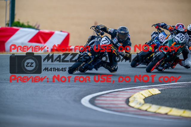 MaZZes_FotoMatrix_220723_5772 | IDM1000