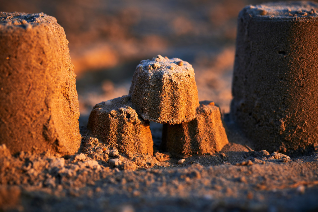 Sandgugelhupf im Abendlicht | Weiden am See, Austria - March 01, 2021: Sandgugelhupf im Abendlicht. - Realisiert mit Pictrs.com