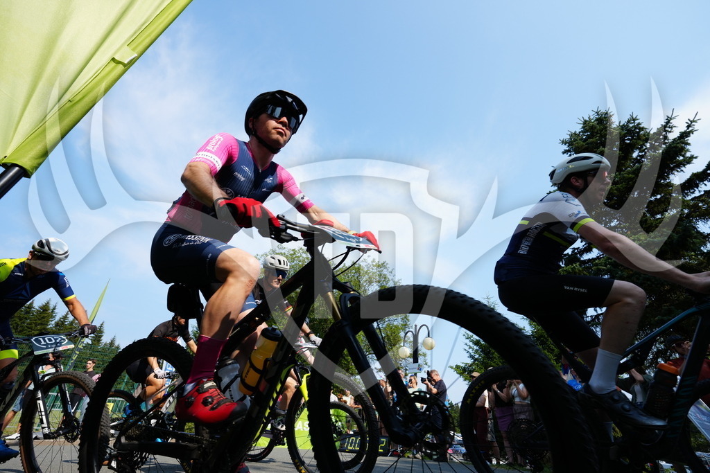 FC102507 | Fotogalerie der Treibjagd im Dunkelwald - Dein MTB Etappenrennen im Erzgebirge - Realisiert mit Pictrs.com