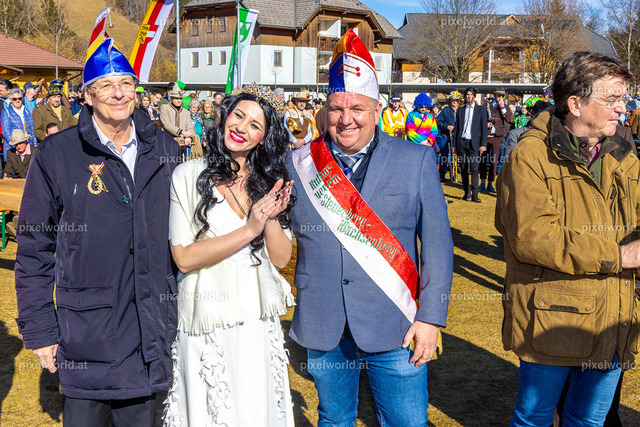 Bärentreiben in Steuerberg | Bildershop von pixelworld.at - Realisiert mit Pictrs.com