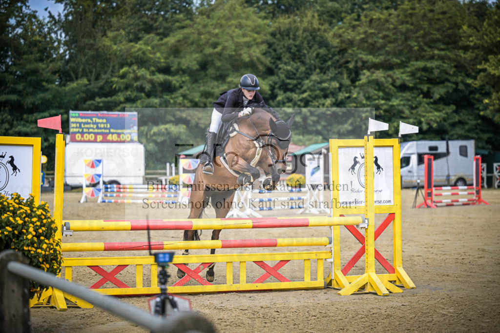 DOS_1900 | Entdecke hochwertige Reitturnierfotos von Foto Oger. Professionell, emotional und authentisch – jetzt Lieblingsmomente im Shop bestellen.Deutschlandweite Turnierfotografie. - Realisiert mit Pictrs.com