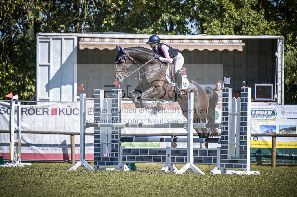 DOS_0514 | Entdecke hochwertige Reitturnierfotos von Foto Oger. Professionell, emotional und authentisch – jetzt Lieblingsmomente im Shop bestellen.Deutschlandweite Turnierfotografie. - Realisiert mit Pictrs.com