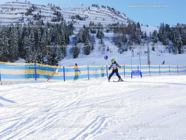 Brigitte  (5) | Photos von der Skischule Warth - Realisiert mit Pictrs.com