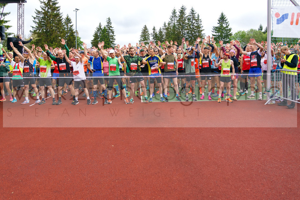 Rennsteiglauf Marathon 2024 | 25. Mai 2024 - 42,2 km von Neuhaus nach Schmiedefeld