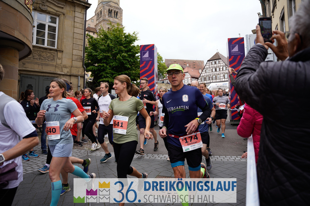 VR Bank Hauptlauf 10km | 3königslauf 2022 VR Bank Hauptlauf - Realisiert mit Pictrs.com