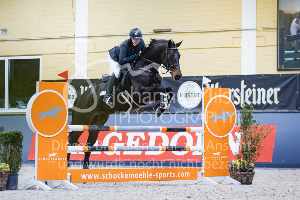 221112_Warstein_L-Spr-166 | Deine schönsten Turniermomente als professionelle Fotos! Entdecke hochwertige Pferdesport-Fotografie im Online-Shop. Jetzt Fotos finden & bestellen!