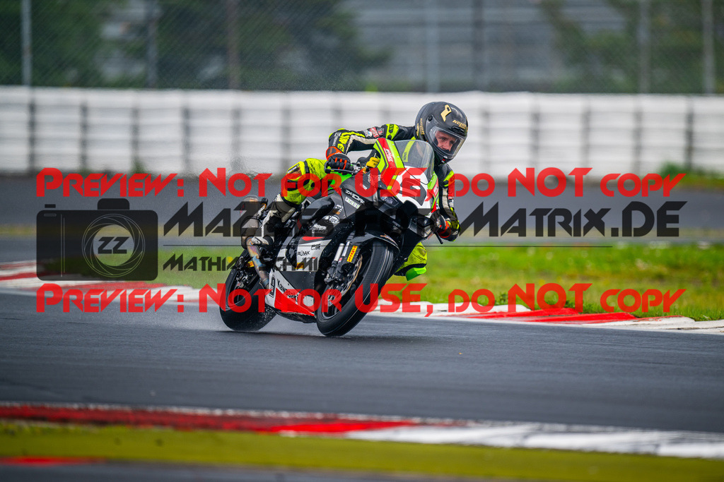 MaZZes_FotoMatrix_240830_6007705_3390 | STK1000