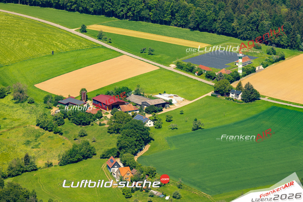 Das Luftbild zeigt : Breech Börtlingen - Die Luftaufnahme wurde 2024 vom UL-Flugzeug aus erstellt ( keine Drohne ) - Hochauflösende Luftaufnahme - Für grossformatige Ausdrucke geeignet. Die Geschenkidee !Mit Lizenz und Bildrechte bestellbar