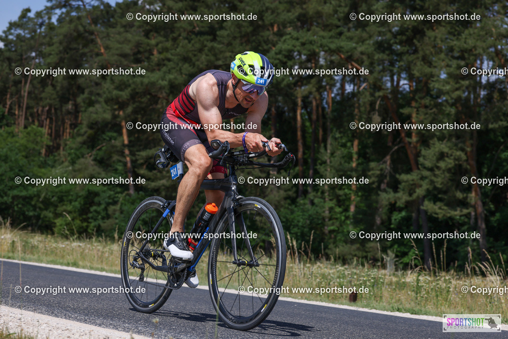 007A0568 | Rund um das Thema Sport-Event-Fotografie & individuelle Teilnehmerfotos. Jeder Teilnehmer wird fotografiert.