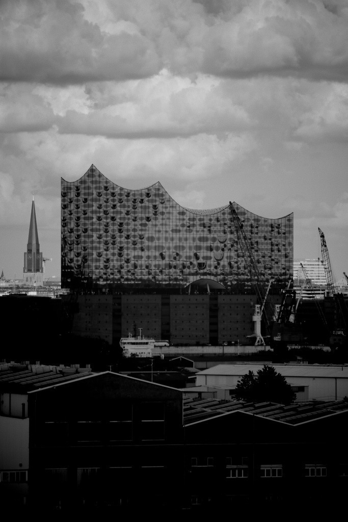 Die Elbphi | Landschaftsbilder-MV - Realisiert mit Pictrs.com