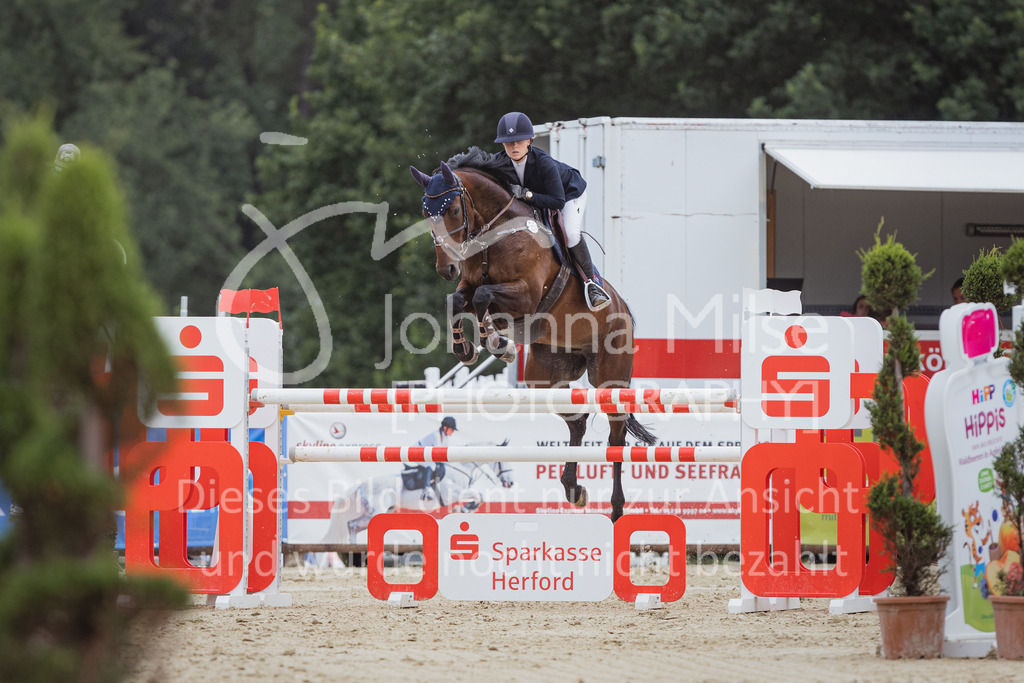 220729_BHO_GT_M2-Spr_1-243 | Deine schönsten Turniermomente als professionelle Fotos! Entdecke hochwertige Pferdesport-Fotografie im Online-Shop. Jetzt Fotos finden & bestellen!