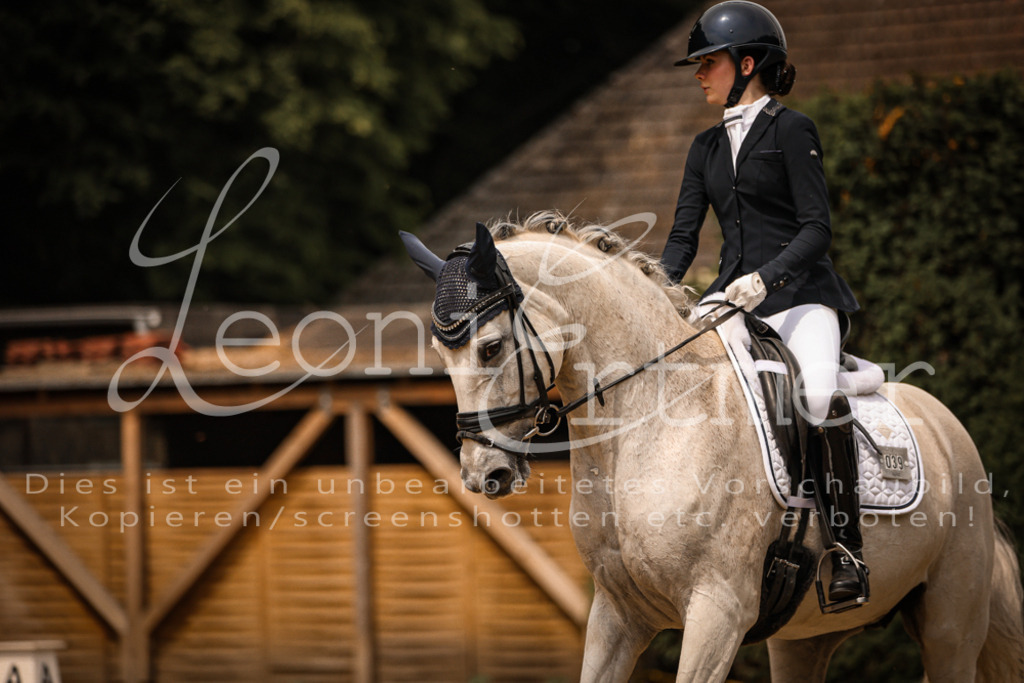 15.SaDrL00480 | Leoni Ertmer Photography - Realisiert mit Pictrs.com