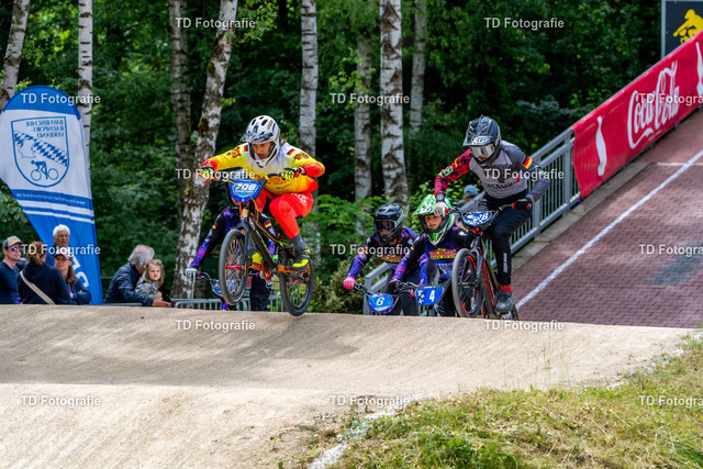 BayBMX2026-05907 | Fotogalerie von Thomas Dettweiler mit Eventbildern und lizenzfreien Fotos. Perfekt als Wandbild, für Büro, Website oder private Nutzung. - Realisiert mit Pictrs.com