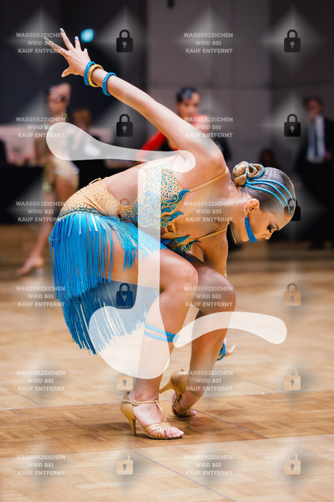 GOC 2025 - WDSF Solo Junior II Latin Female - 2025-08-21-8032 | Webshop for digital downloads and prints of dance sport, event & show photographer Julian Link - Realisiert mit Pictrs.com