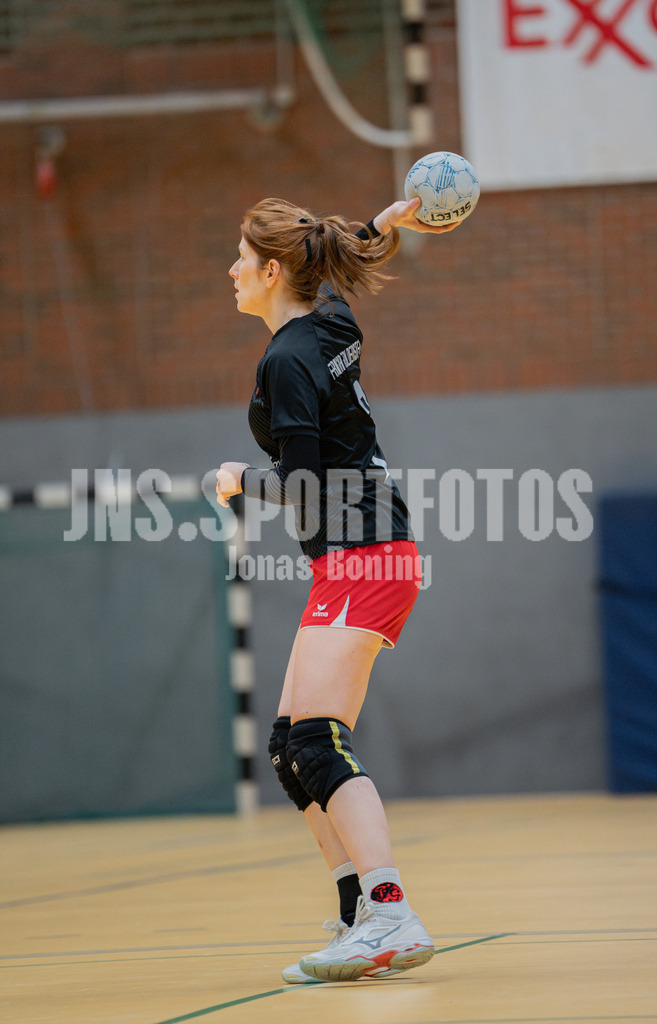 Handball I Frauen I Saison 2025-2026 I Landesliga HR West I 10. Spieltag I TuS Frisia Goldenstedt - SV Falke Steinfeld I 032 | jns.sportfotos - Realisiert mit Pictrs.com