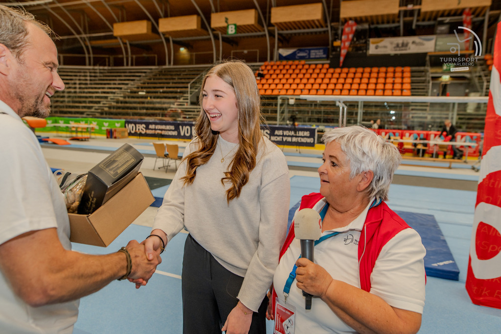 DSC_1813 | "Fussifoto.com – Ihr Ansprechpartner für hochwertige Fotografie! Entdecken Sie kreative Bilder und professionelle Dienstleistungen. Kontaktieren Sie uns für Ihre Projekte!"