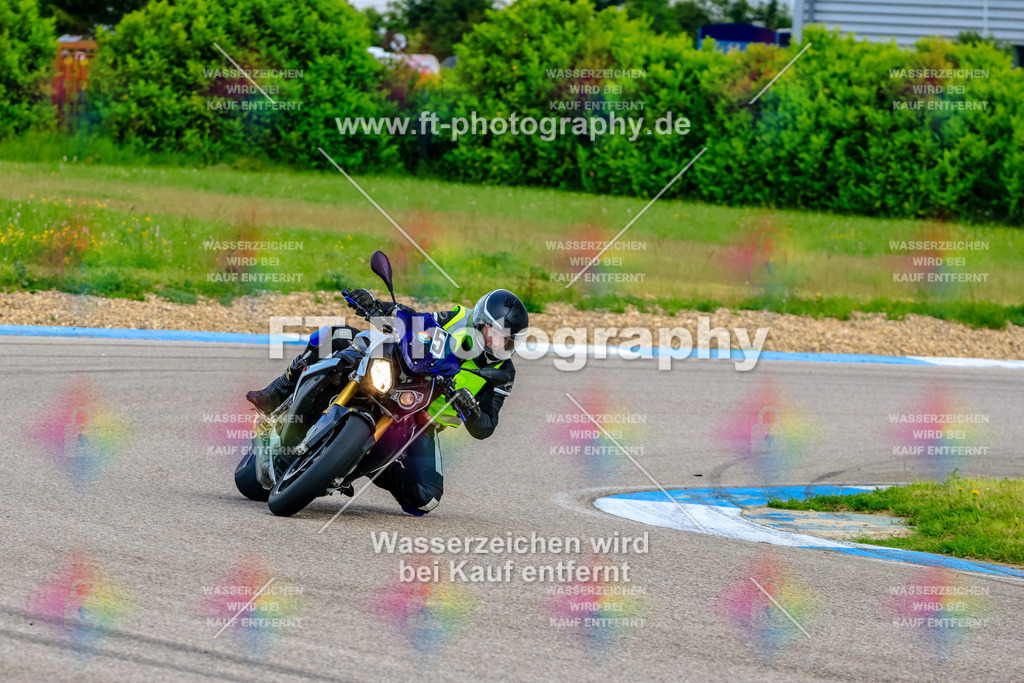 MotoTeam-9037 | Hier findet Ihr Bilder von Touristenfahrten auf der Nürburgring Nordschleife oder von anderen Veranstaltungen die ich besucht habe. Viel Spass beim Durch Schauen 