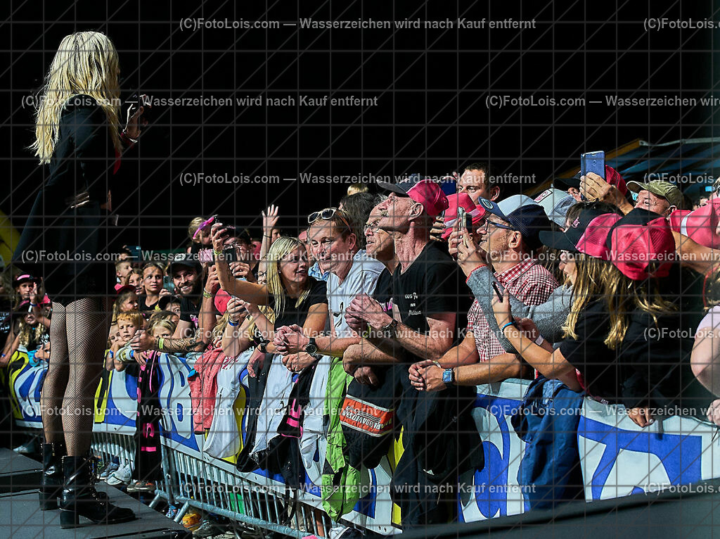 ALP8460_NASCHENWENG_Hollenstein | (C)FotoLois.com, Alois Spandl, Melissa NASCHENWENG auf BERGBAUERNTOUR beim KÖNIGSBERG OPEN AIR in Hollenstein, Sa 2. September 2023.