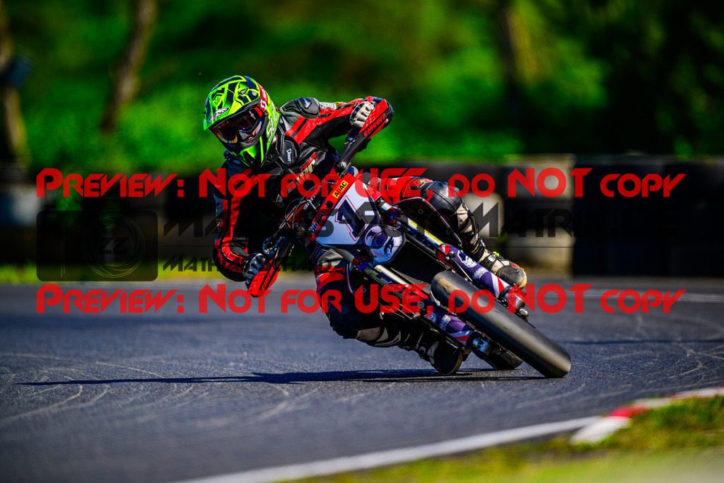 MaZZes_FotoMatrix_240511_6007705_5356 | UE40