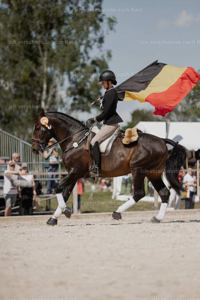 WE_SP_Stoib_Siegerehrung_PI2025_2227 | Pferd International München 2025