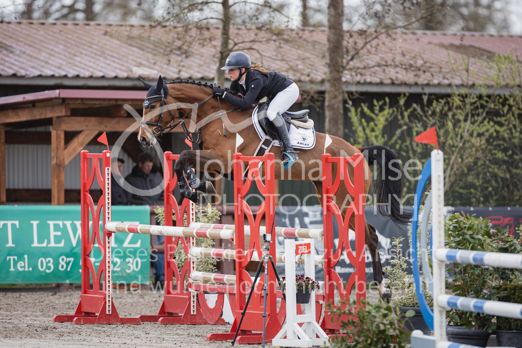 230411_Mühlen_03SprPf-L-410 | Deine schönsten Turniermomente als professionelle Fotos! Entdecke hochwertige Pferdesport-Fotografie im Online-Shop. Jetzt Fotos finden & bestellen!