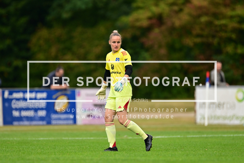 Fußball I Frauen I Saison 2025-2026 I Testspiel I Hamburger SV - SC Heerenveen I 05575 | Der Sportfotograf. - Realisiert mit Pictrs.com