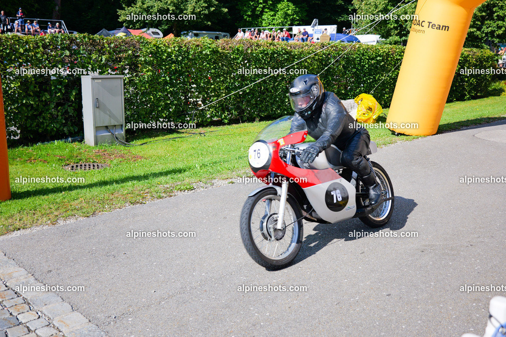 P1025871 | Erleben Sie atemberaubende, hochqualitative Fotos Ihrer Fahrt entlang der malerischen Alpenstraßen. Besuchen Sie alpineshots.com, um professionelle Aufnahmen Ihrer unvergesslichen Reise zu finden und zu kaufen - Realisiert mit Pictrs.com