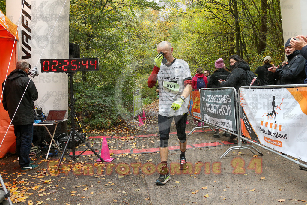 251026_1227_EX1_0424 | Sportfotografie im Rhein-Sieg Kreis, Köln, Bonn, NRW, Rheinland Pfalz, Hessen, etc. Unser Tätigkeitsfeld umfasst den Laufsport vom Volkslauf über den Marathon, Duathlon, Triathon bis zum Ultralauf wie Kölnpfad Ultra oder Schindertrail.