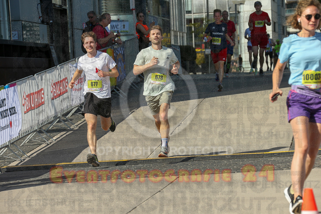 240921_1451_EX1_3883 | Sportfotografie im Rhein-Sieg Kreis, Köln, Bonn, NRW, Rheinland Pfalz, Hessen, etc. Unser Tätigkeitsfeld umfasst den Laufsport vom Volkslauf über den Marathon, Duathlon, Triathon bis zum Ultralauf wie Kölnpfad Ultra oder Schindertrail.