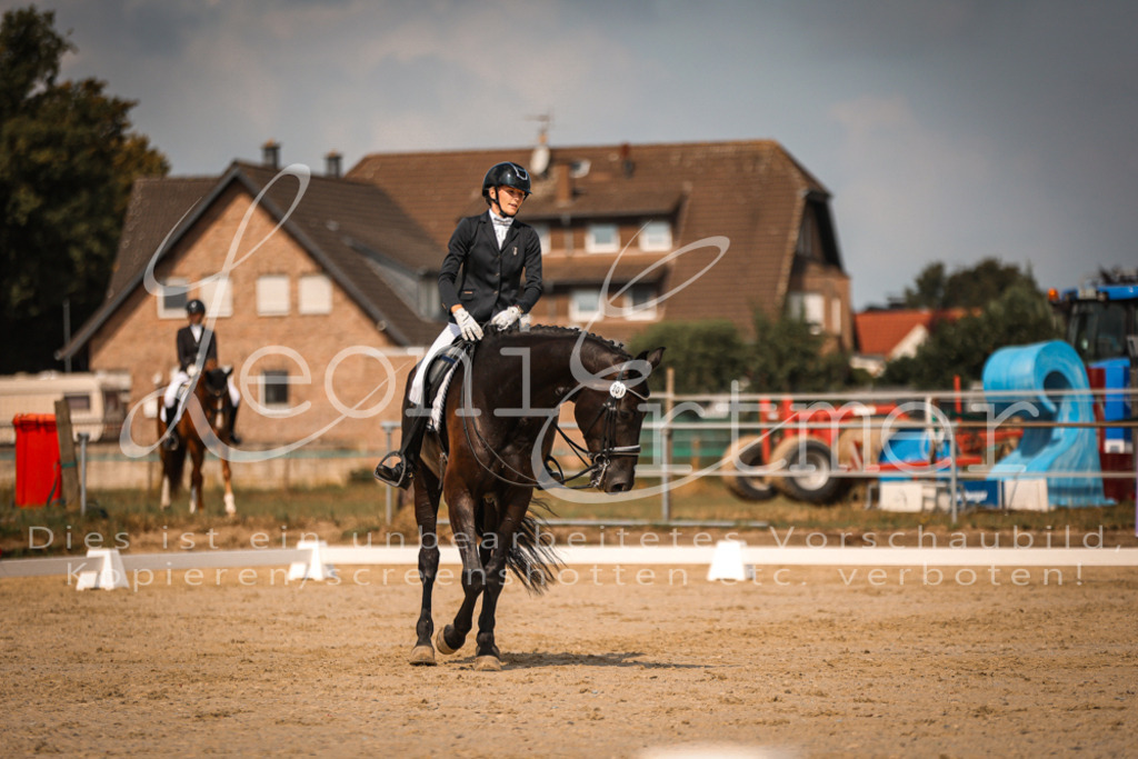 18.FrDrM00196 | Leoni Ertmer Photography - Realisiert mit Pictrs.com