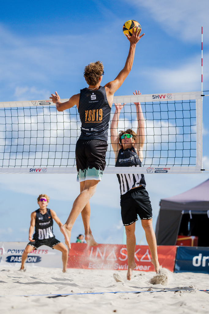 Beachvolleyball I Saison 2026 I Deutsche Meisterschaft U19 I 1. Tag | Jasper Lorenz Fotografie - Realisiert mit Pictrs.com