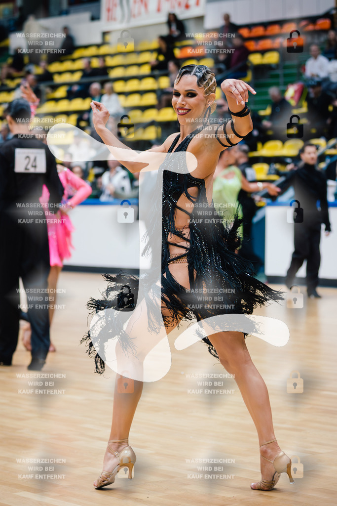 Hessen Tanzt WDSF International Open Latin 4th (83) Vitalii Zakharov _ Tabea Louisa Thaler (TC Blau-Orange Wiesbaden)-2025-05-18-4013 | Webshop for digital downloads and prints of dance sport, event & show photographer Julian Link - Realisiert mit Pictrs.com