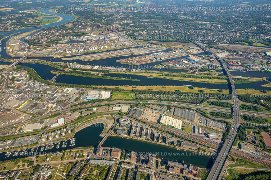 Duisburg230706423 | Luftbild, Duisburger Hafen, Ölinsel, Kohleninsel, Schrottinsel, Autobahn A59 und Autobahn A40 mit Autobahnkreuz Duisburg, Innenhafen und The Curve, Ruhrort, Duisburg, Ruhrgebiet, Nordrhein-Westfalen, Deutschland